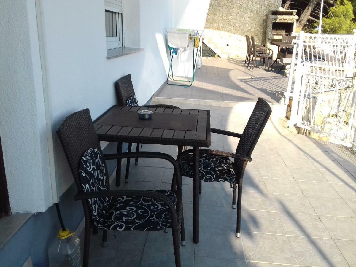 Apartmani Lastro Jesenice  Extérieur photo